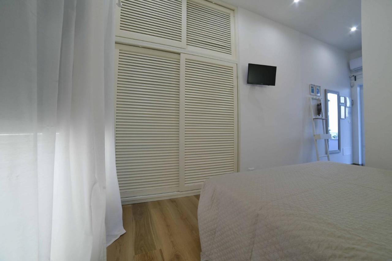 La Caletta Bed And Breakfast Torre Santa Sabina Exteriör bild