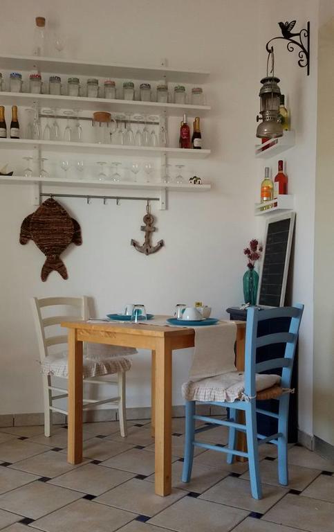 La Caletta Bed And Breakfast Torre Santa Sabina Exteriör bild